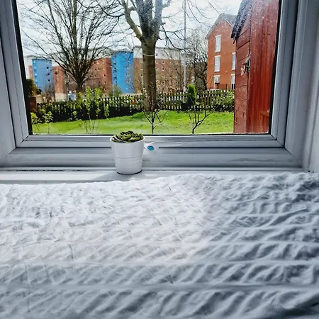 아파트 2 Bedroom Cozy Chambers With Free Parking 리즈