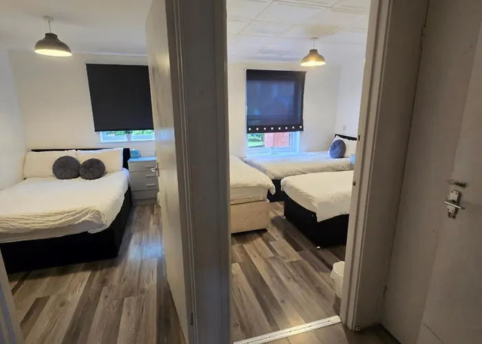 2 Bedroom Cozy Chambers With Free Parking * Leeds (West Yorkshire)