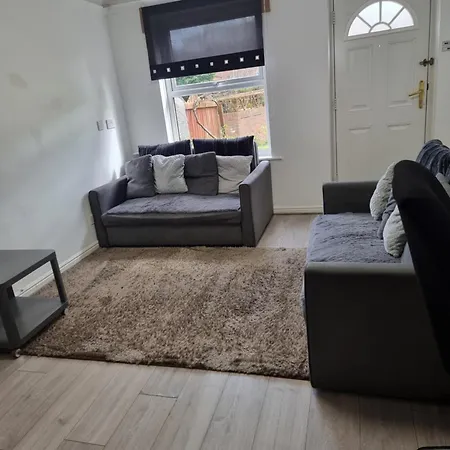 Apartment 2 Bedroom Cozy Chambers With Free Parking Leeds (West Yorkshire)